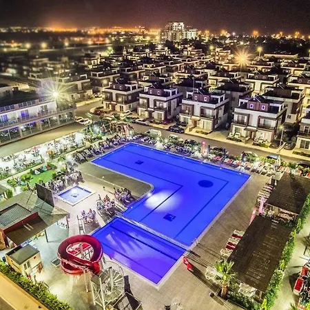 Long Beach Holiday Appartement Trikomo
