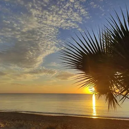 Long Beach Holiday